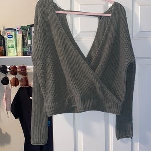 Open back and V cut sweater!